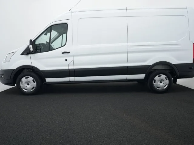 Ford Transit (2024) — foto 1