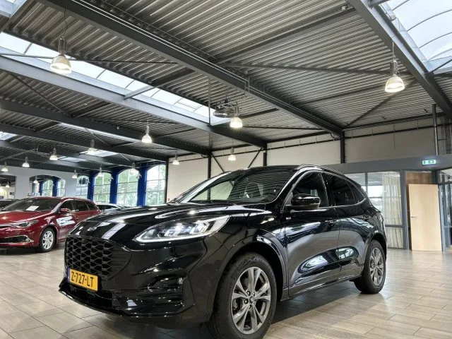 Ford Kuga (2023) — foto 1