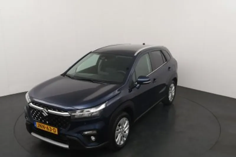Suzuki S-Cross (2023)