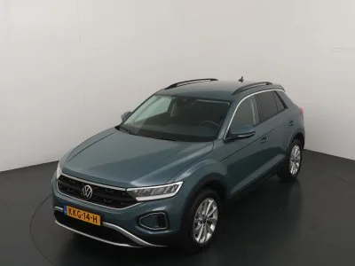 Volkswagen T-Roc (2025) — foto 1