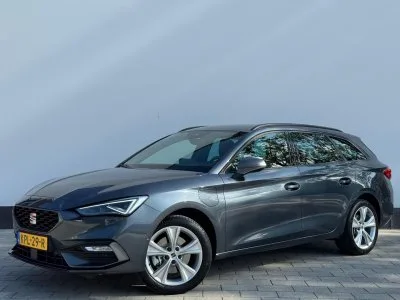 SEAT Leon (2025) — foto 1