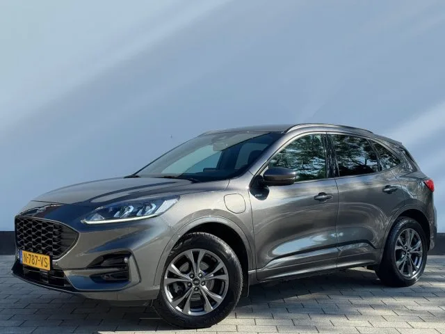 Ford Kuga (2022) — foto 1