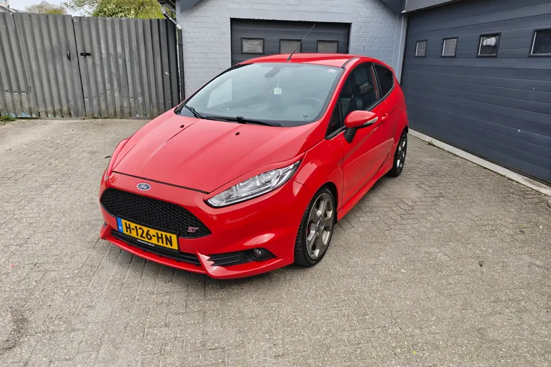 Ford Fiesta (2013)