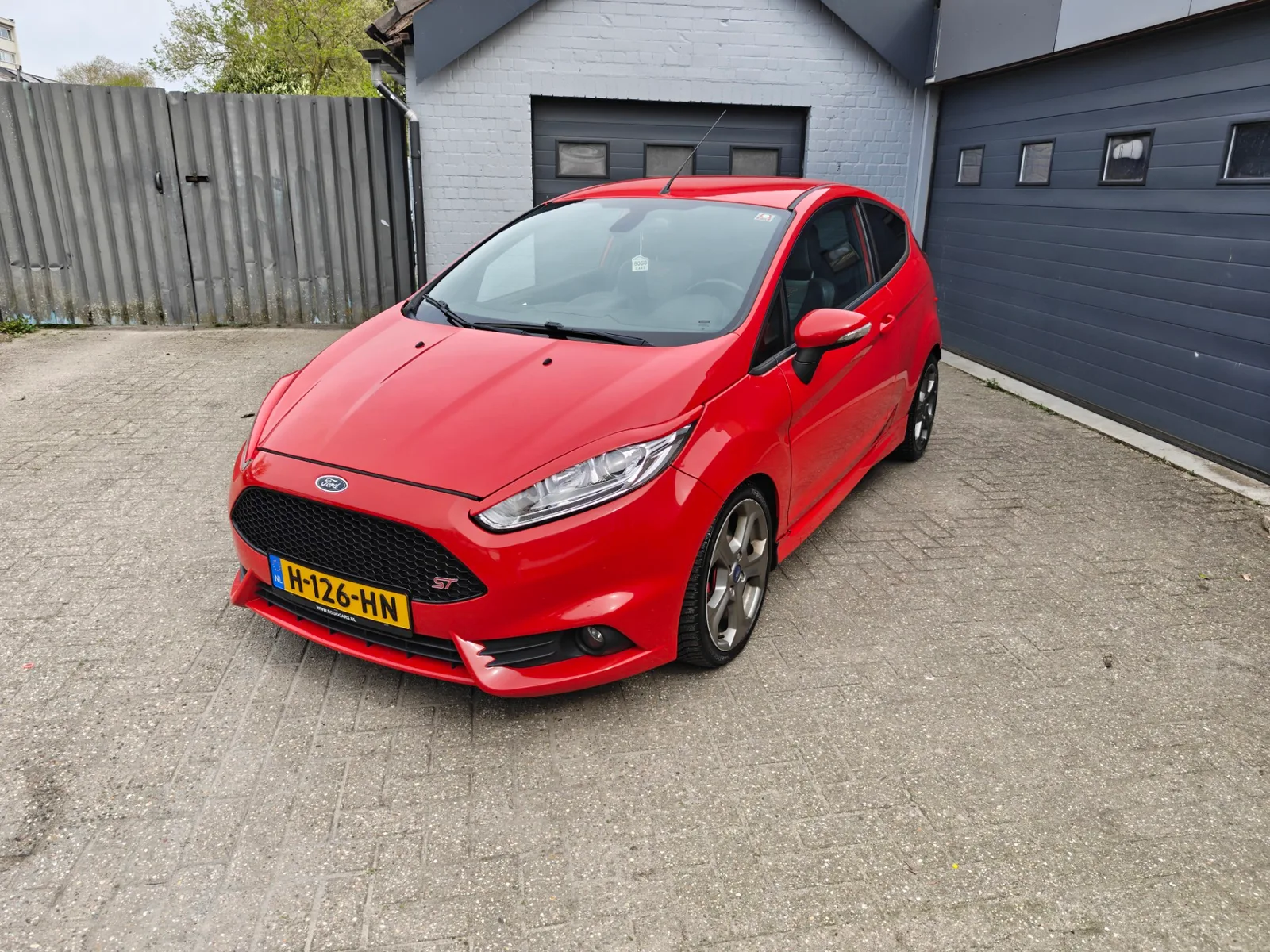 Ford Fiesta (2013) — foto 1