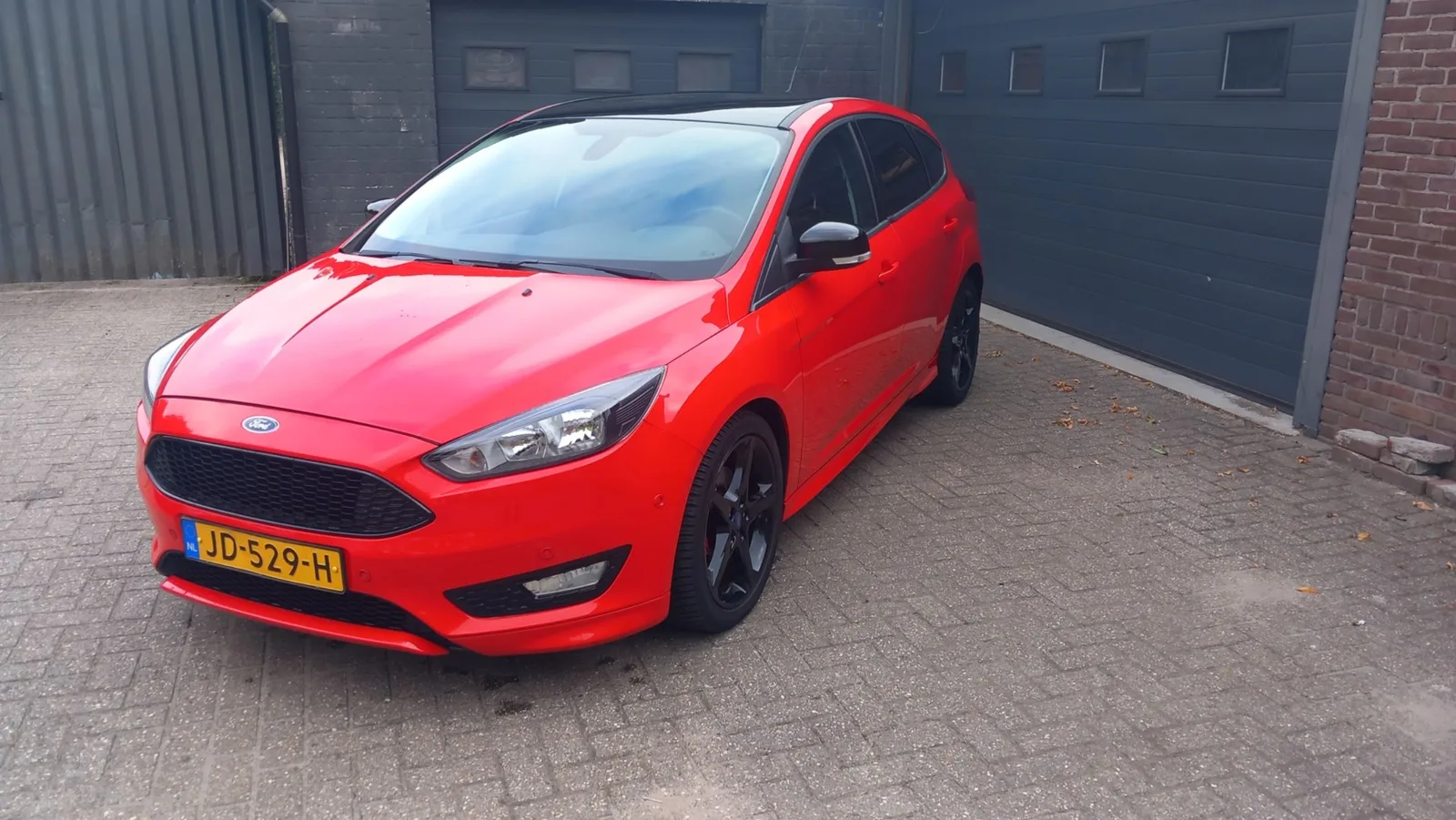Ford Focus (2016) — foto 1
