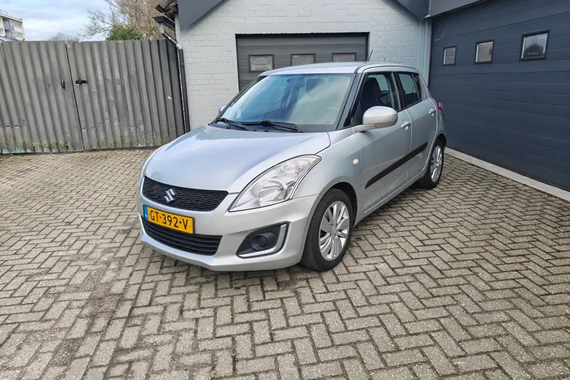 Suzuki Swift (2015)