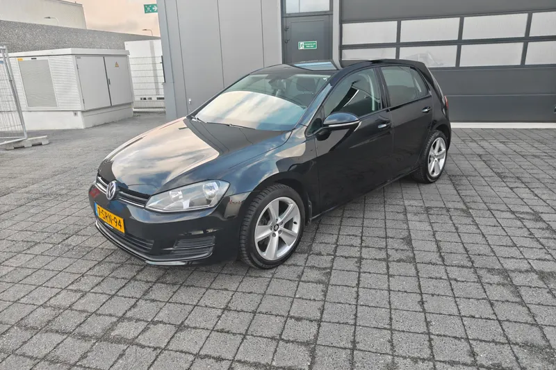 Volkswagen Golf (2014)