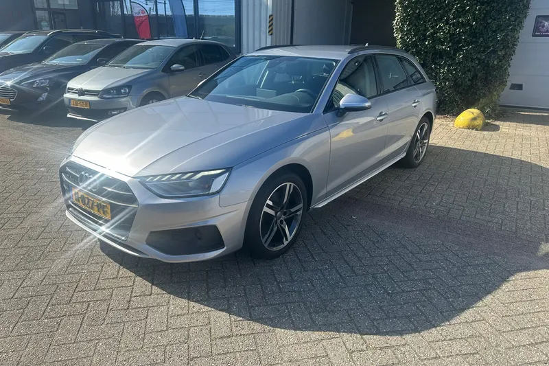 Audi A4 (2020)