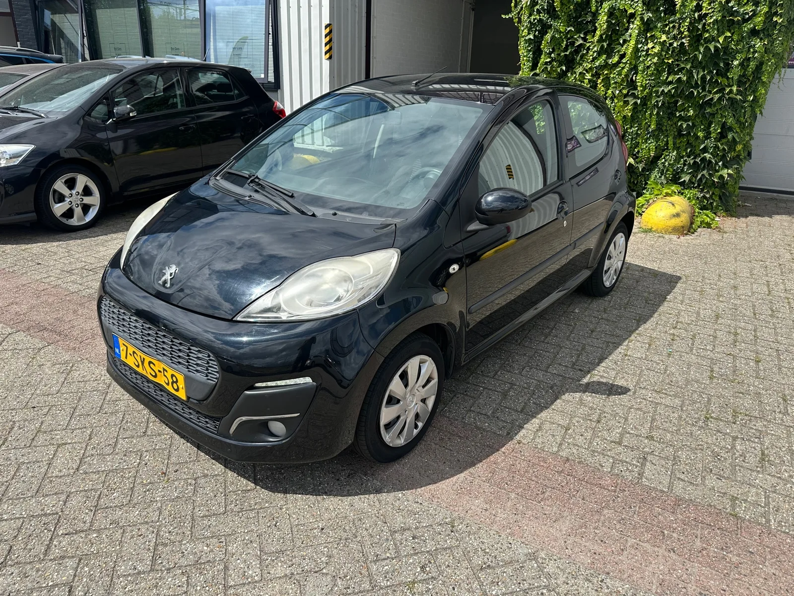Peugeot 107 (2013) — foto 1
