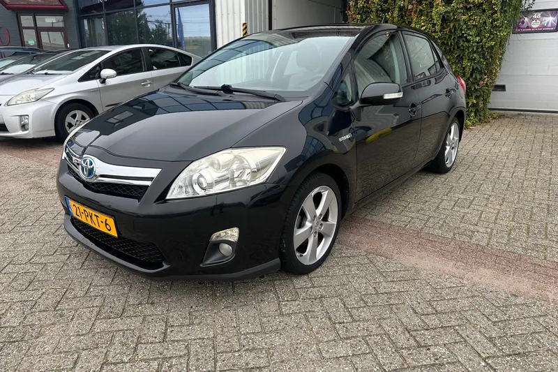 Toyota Auris (2011)