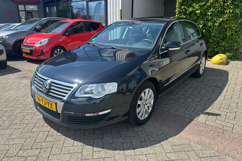 Volkswagen Passat (2006)
