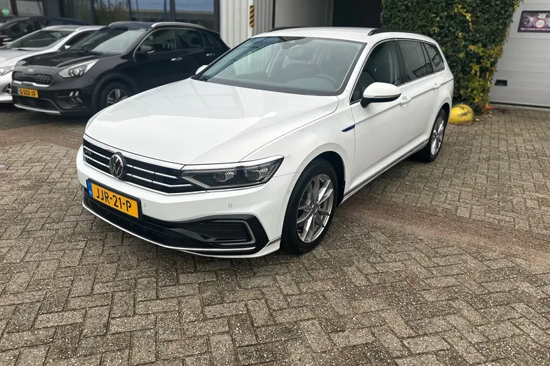 Volkswagen Passat (2021)