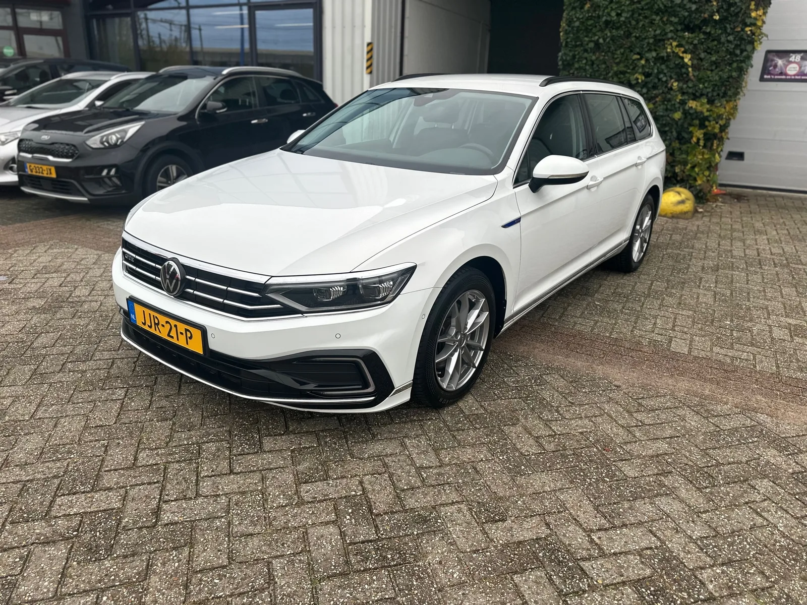 Volkswagen Passat (2021) — foto 1