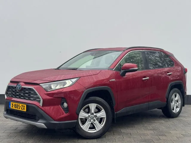 Toyota RAV4 (2021) — foto 1