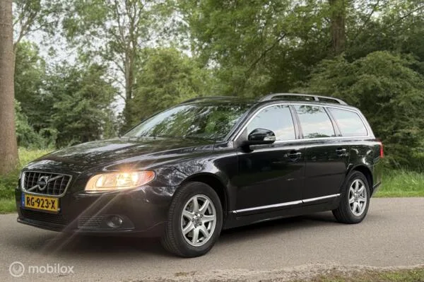 Volvo V70 (2009) — foto 1