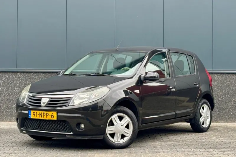 Dacia Sandero (2010)