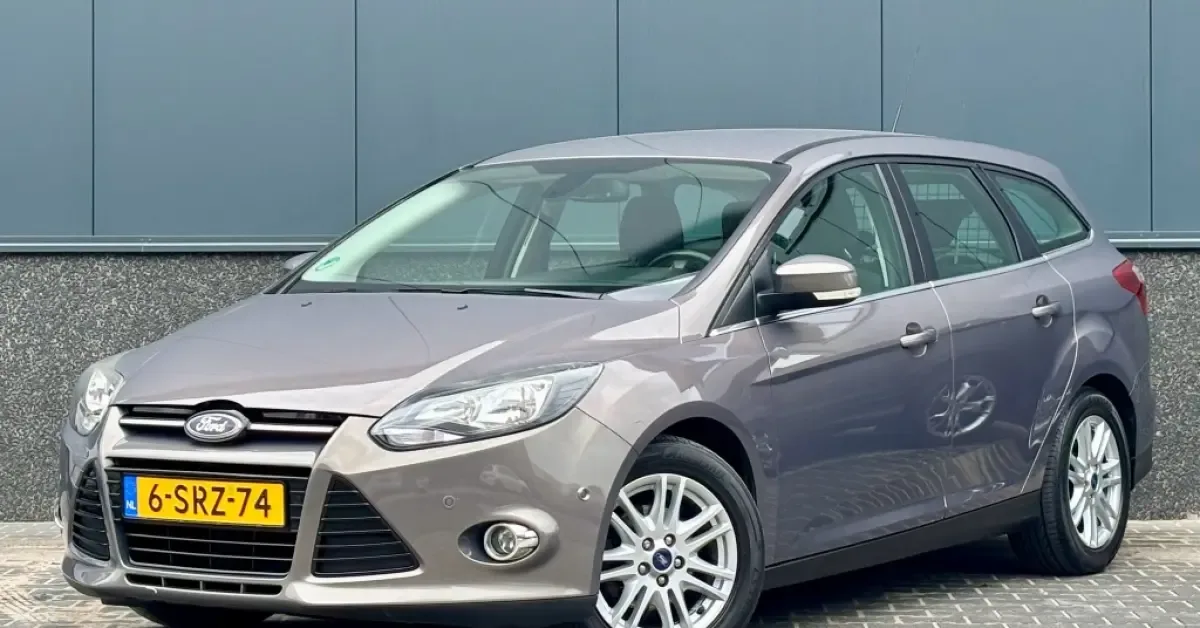 Ford Focus (2013) — foto 1