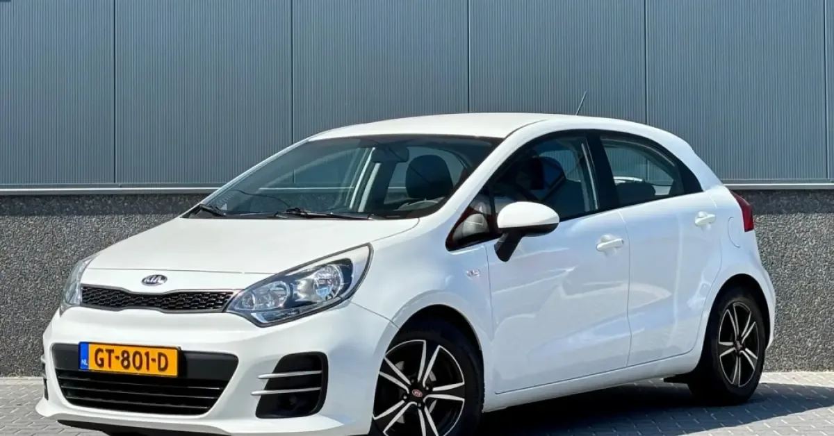 Kia Rio (2015) — foto 1