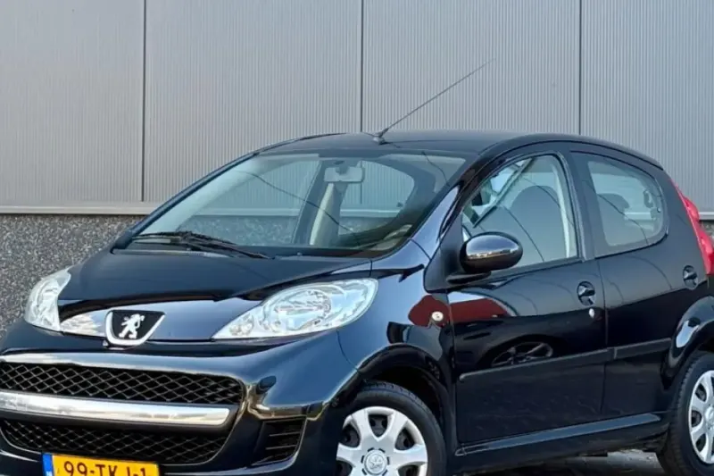 Peugeot 107 (2012)