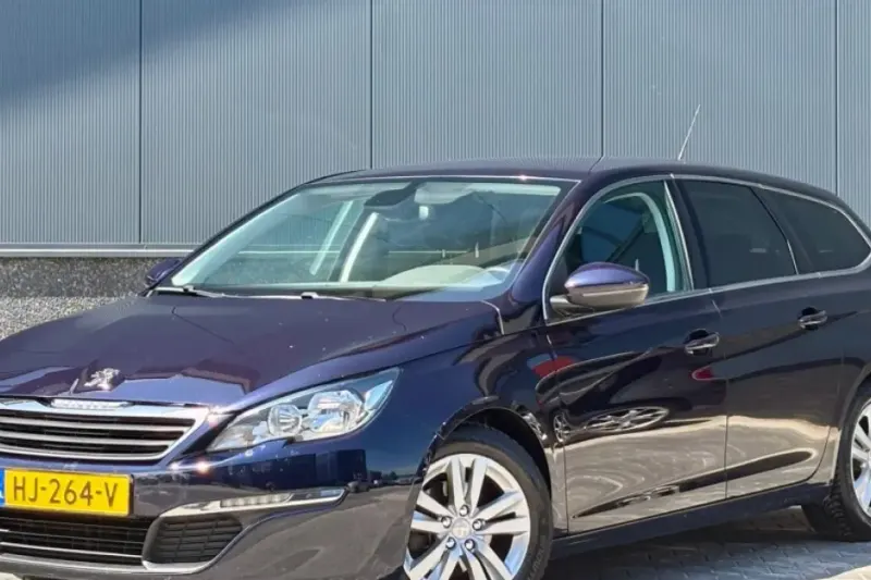 Peugeot 308 (2015)
