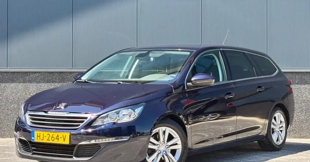 Peugeot 308 (2015) — foto 1