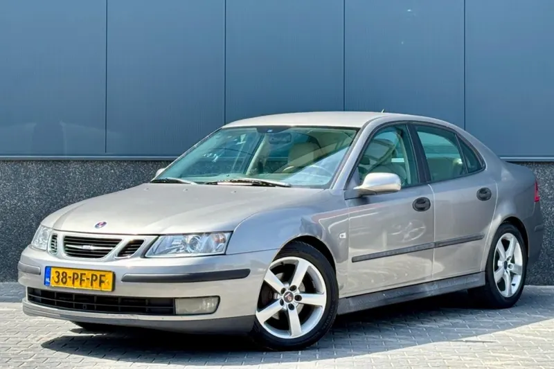Saab 9-3 (2004)