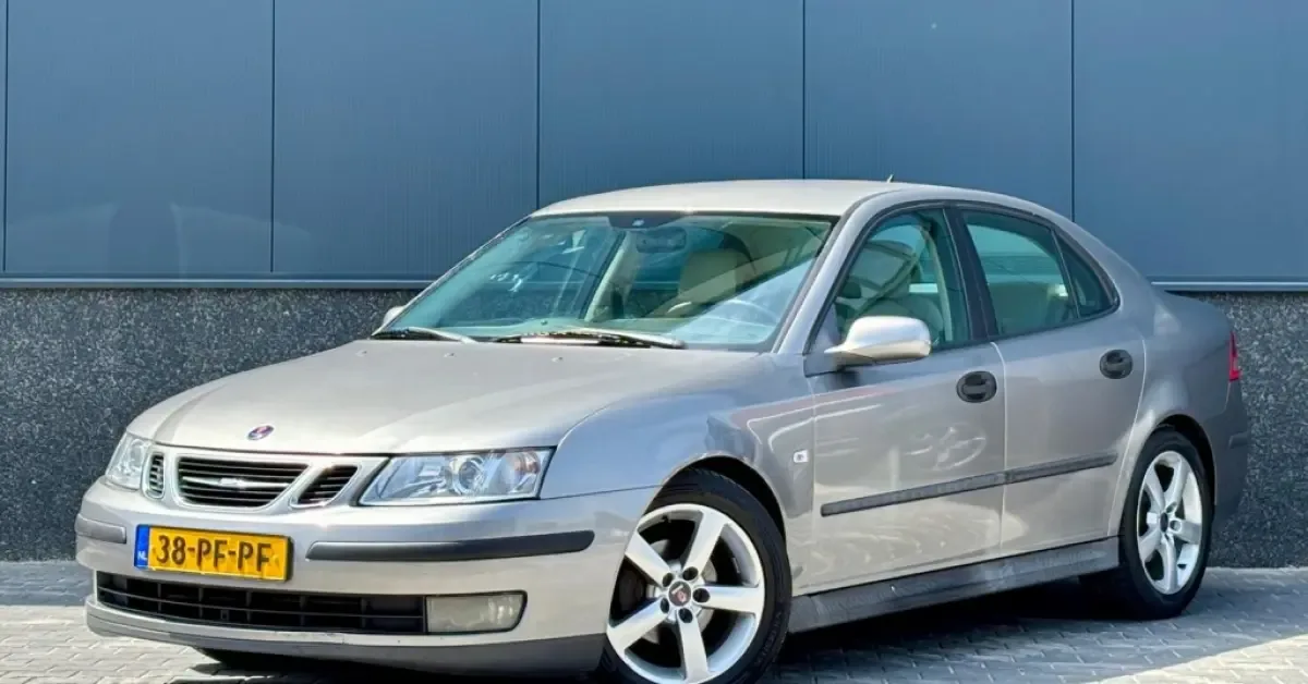 Saab 9-3 (2004) — foto 1