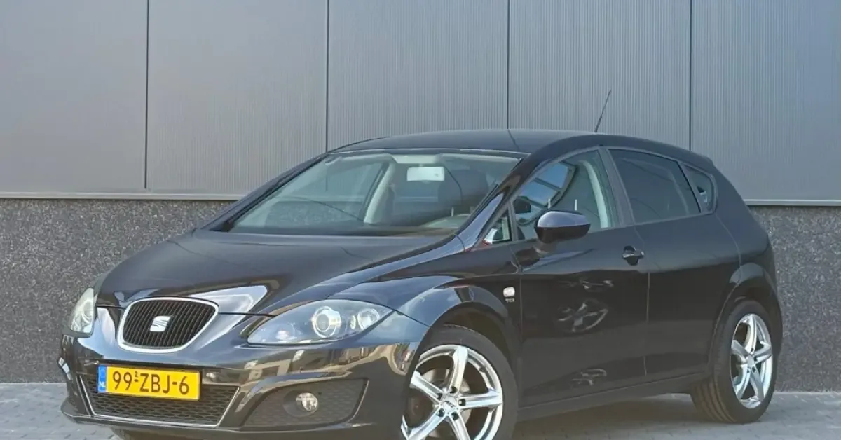 SEAT Leon (2012) — foto 1
