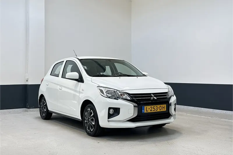 Mitsubishi Space Star (2021)