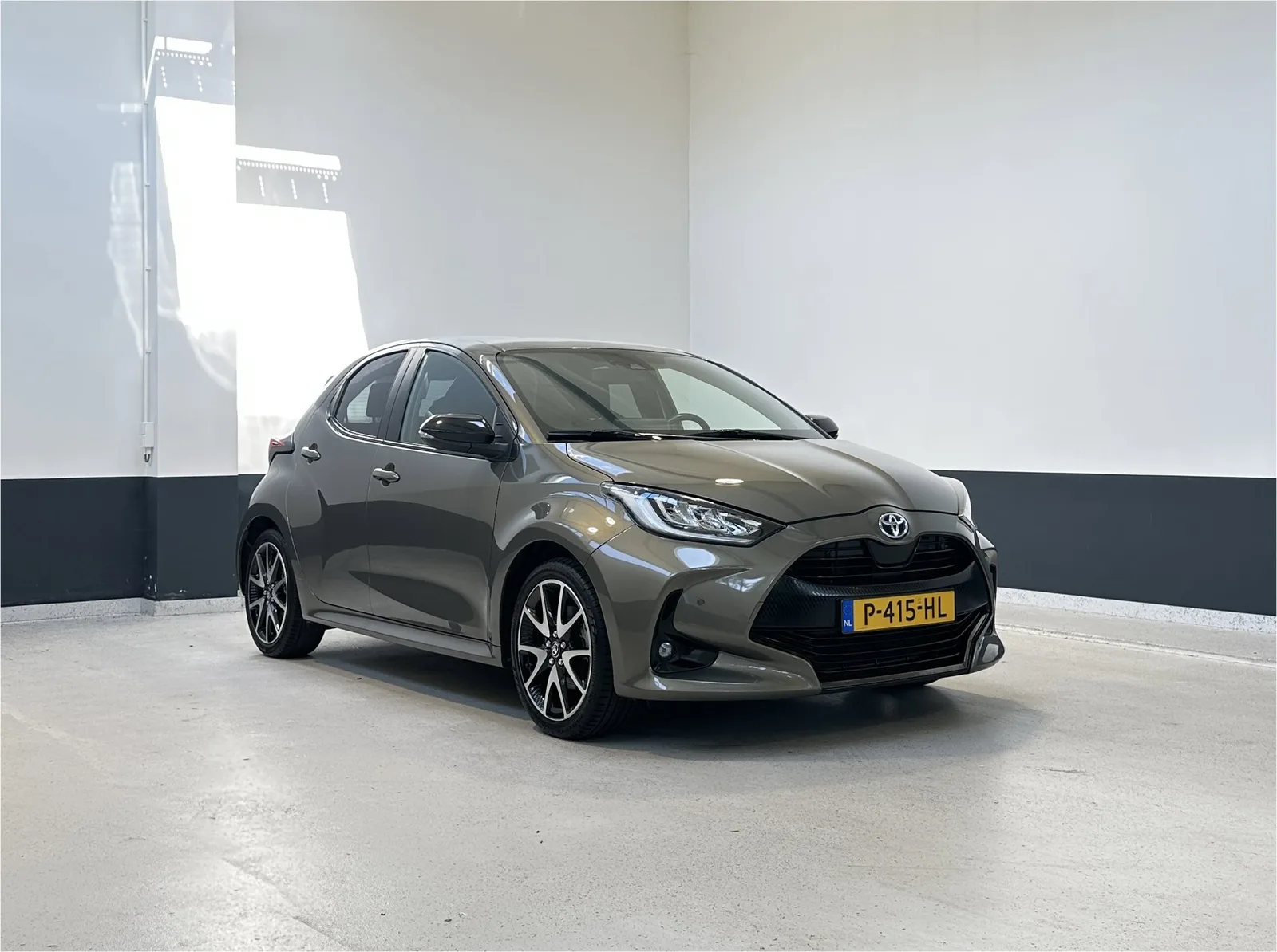 Toyota Yaris (2022) — foto 1