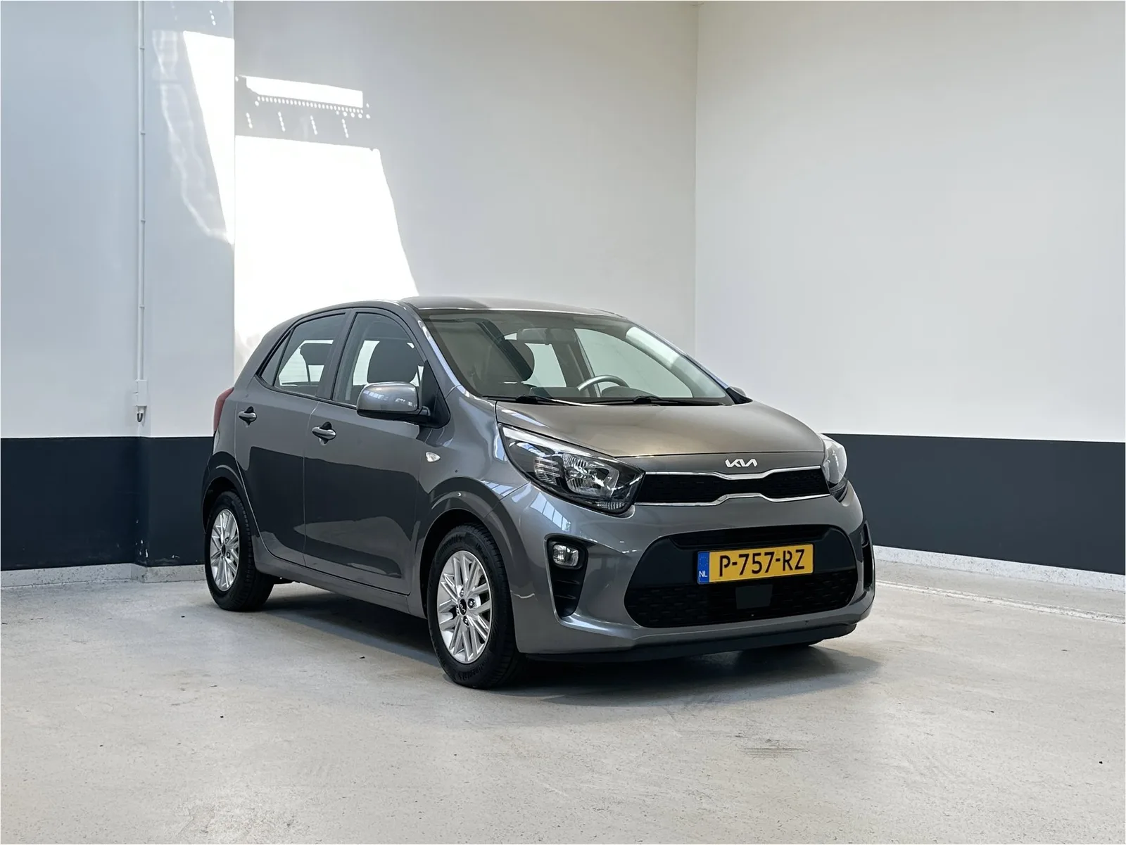 Kia Picanto (2022) — foto 1