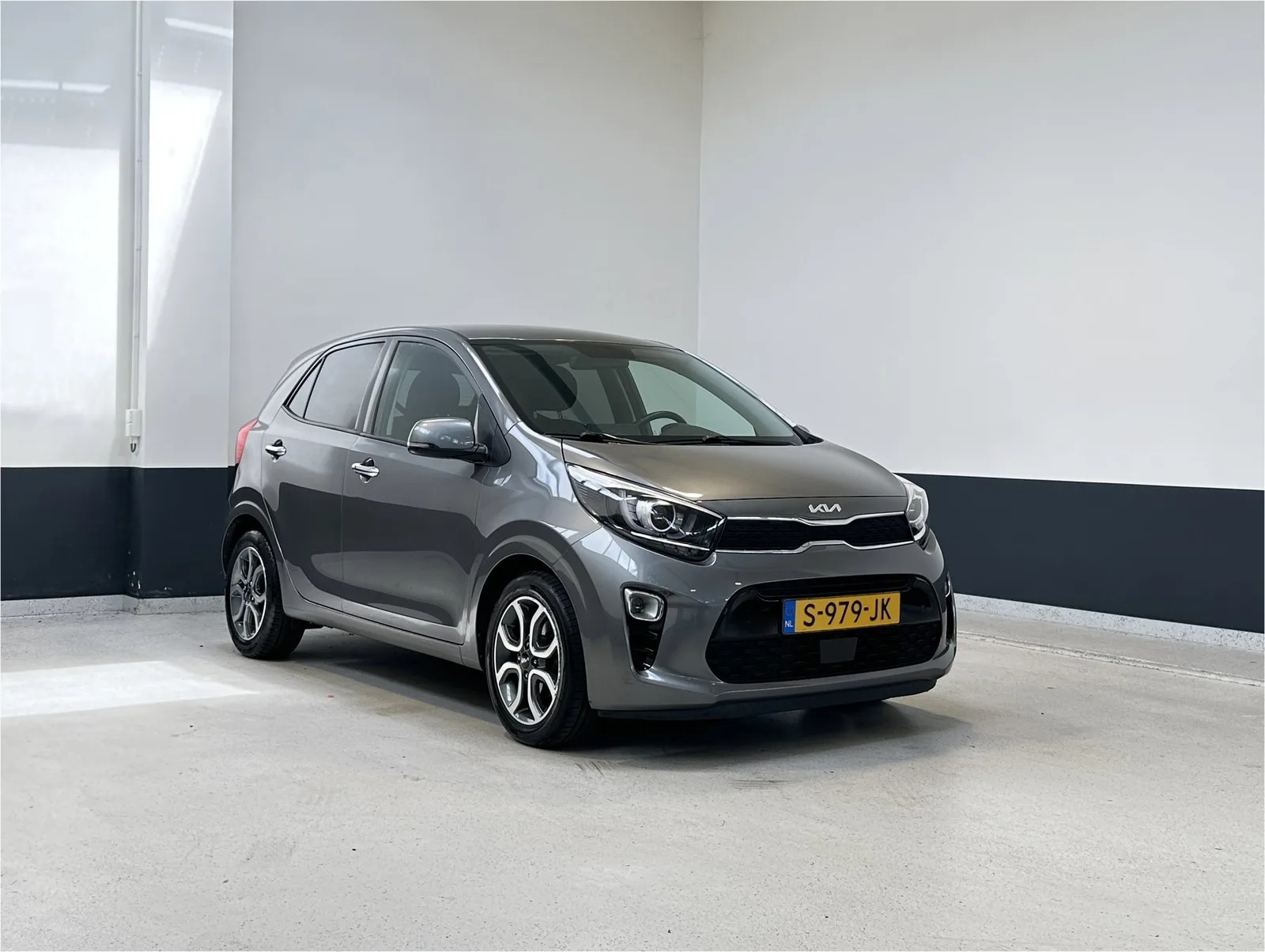 Kia Picanto (2023) — foto 1