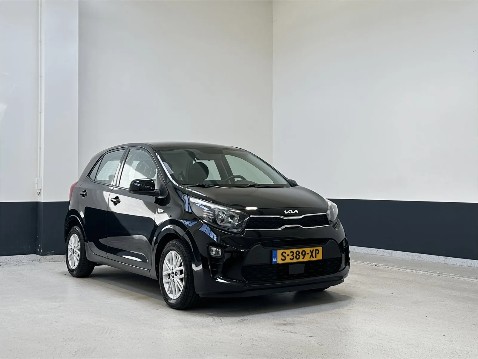 Kia Picanto (2023) — foto 1