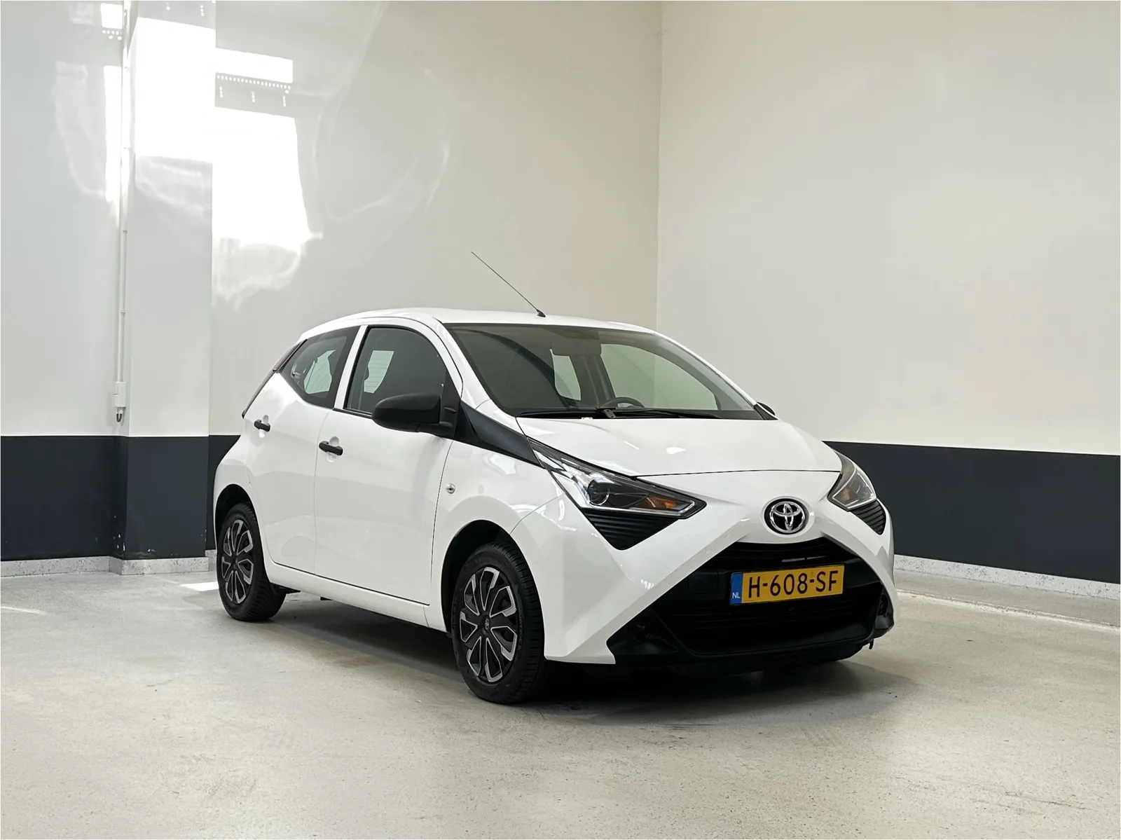 Toyota Aygo (2020) — foto 1