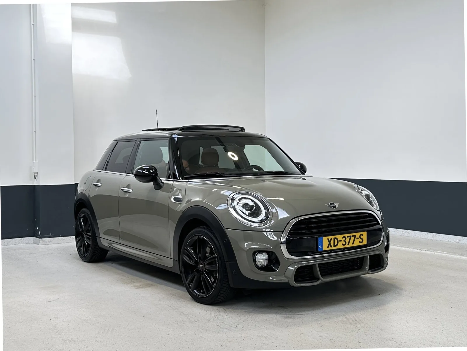 MINI John Cooper Works (2018) — foto 1