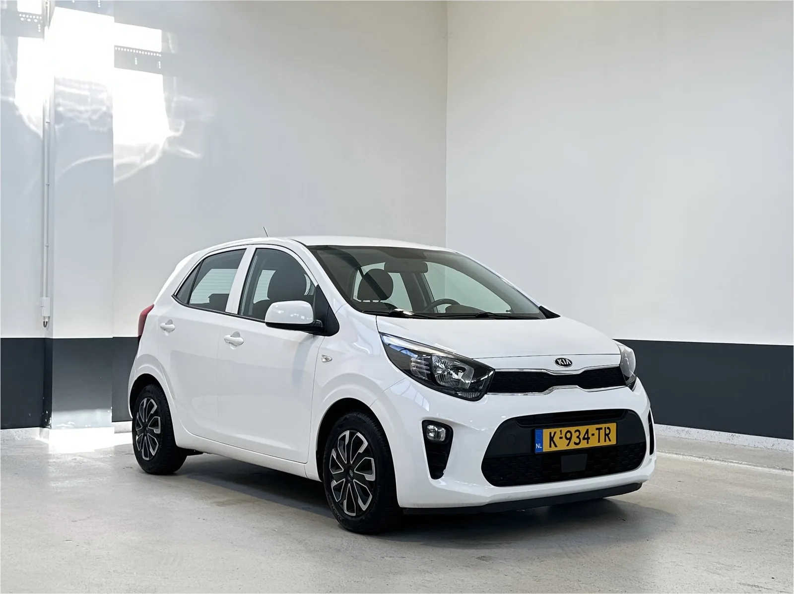 Kia Picanto (2021) — foto 1