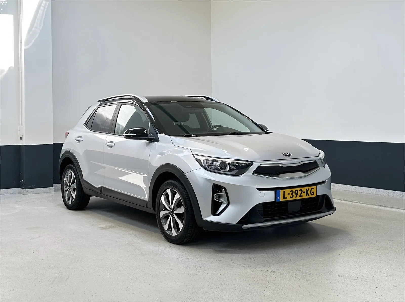 Kia Stonic (2021) — foto 1