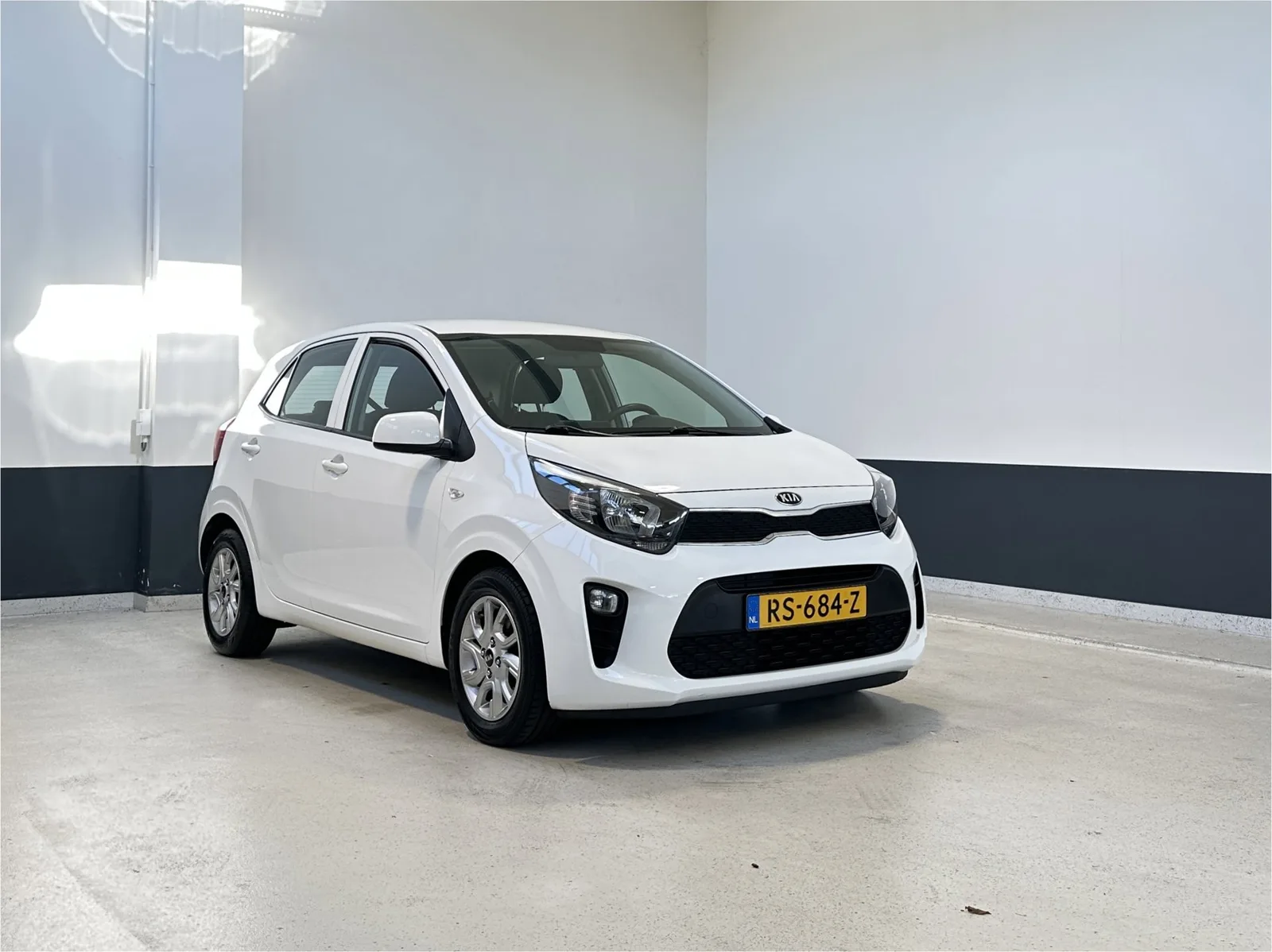 Kia Picanto (2018) — foto 1