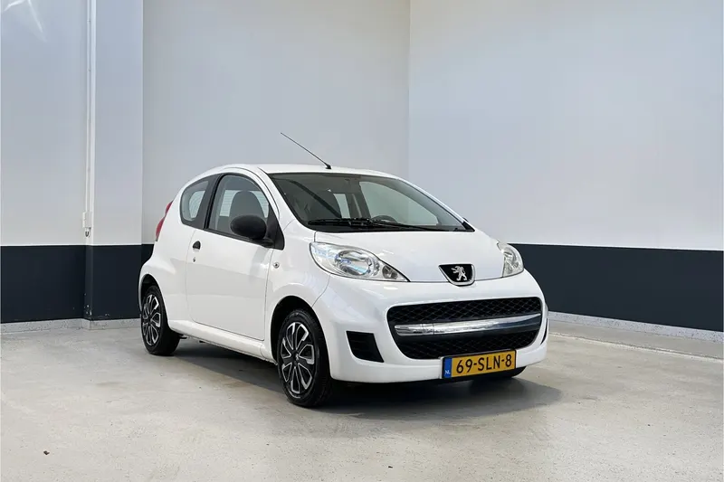 Peugeot 107 (2011)