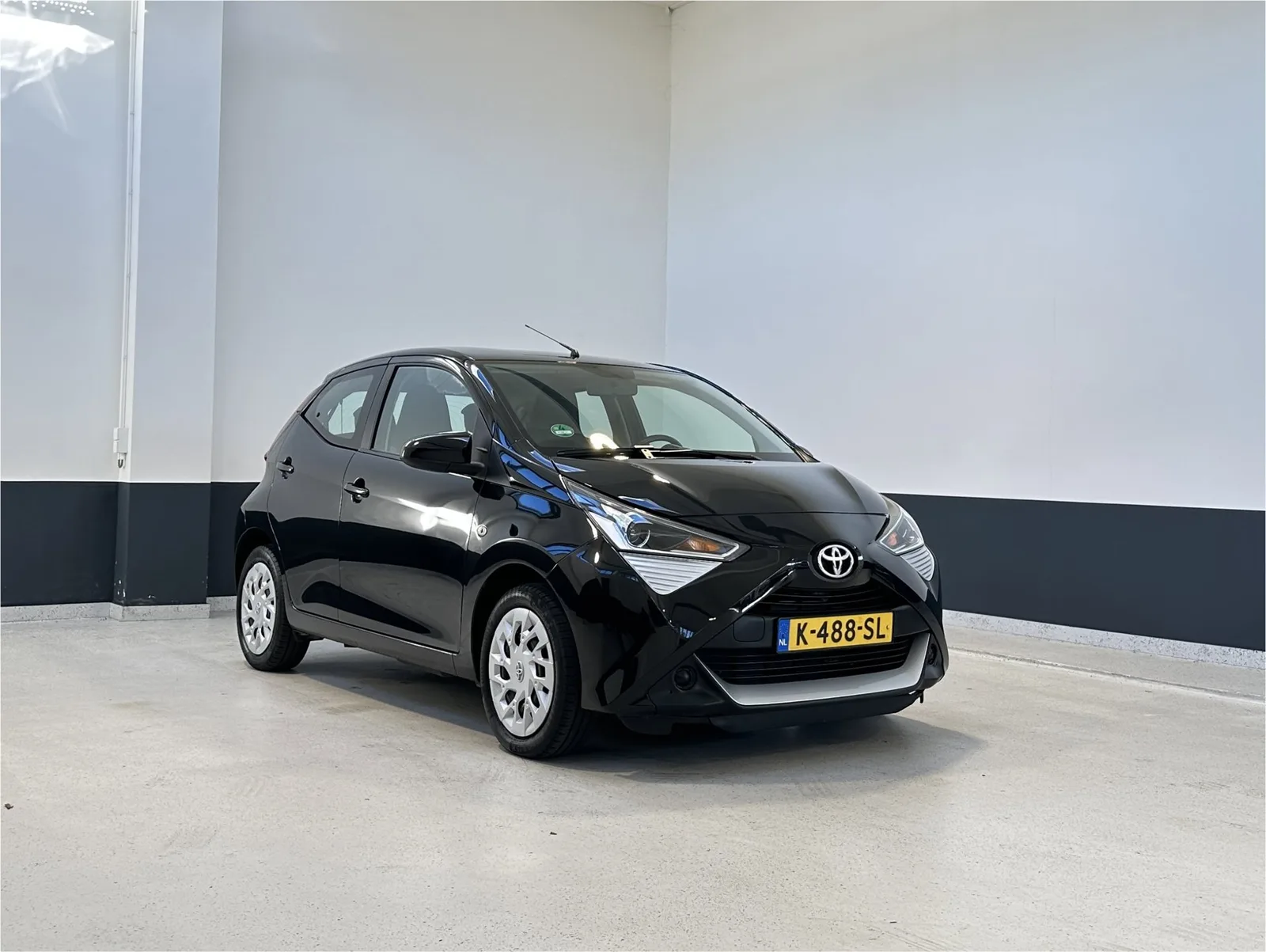 Toyota Aygo (2021) — foto 1