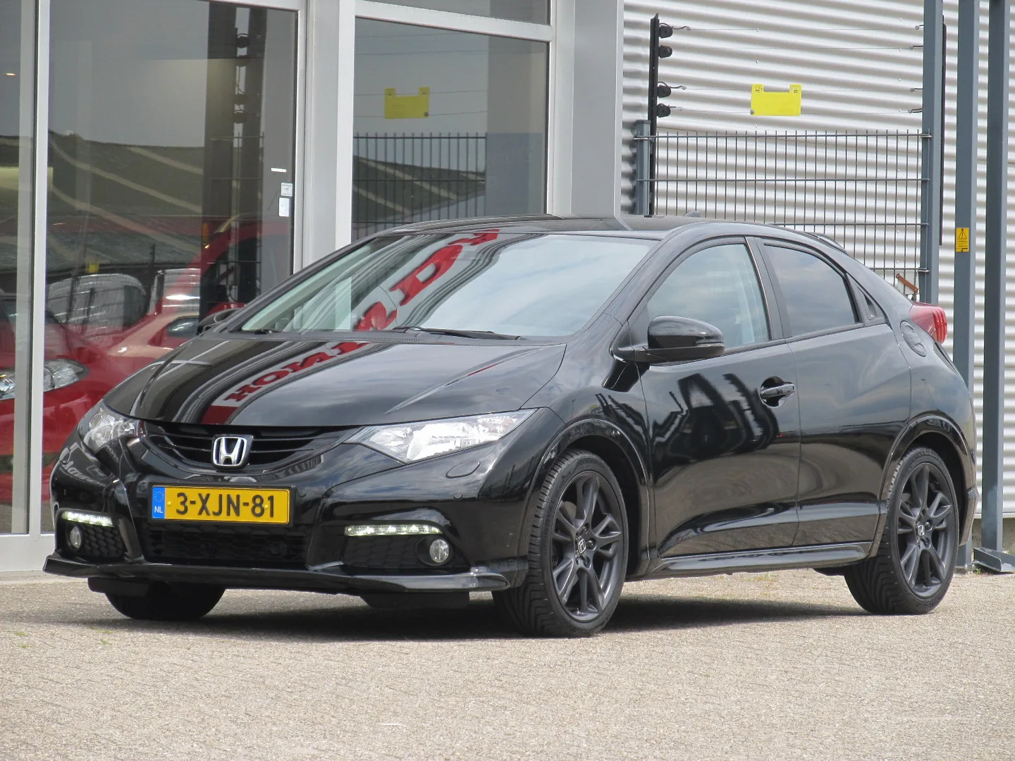 Honda Civic (2014) — foto 1