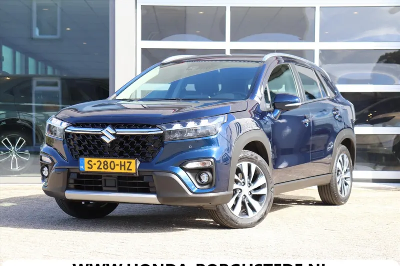 Suzuki S-Cross (2023)