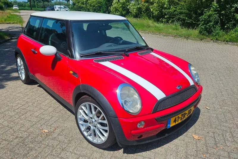 MINI 3-Deurs (2003)