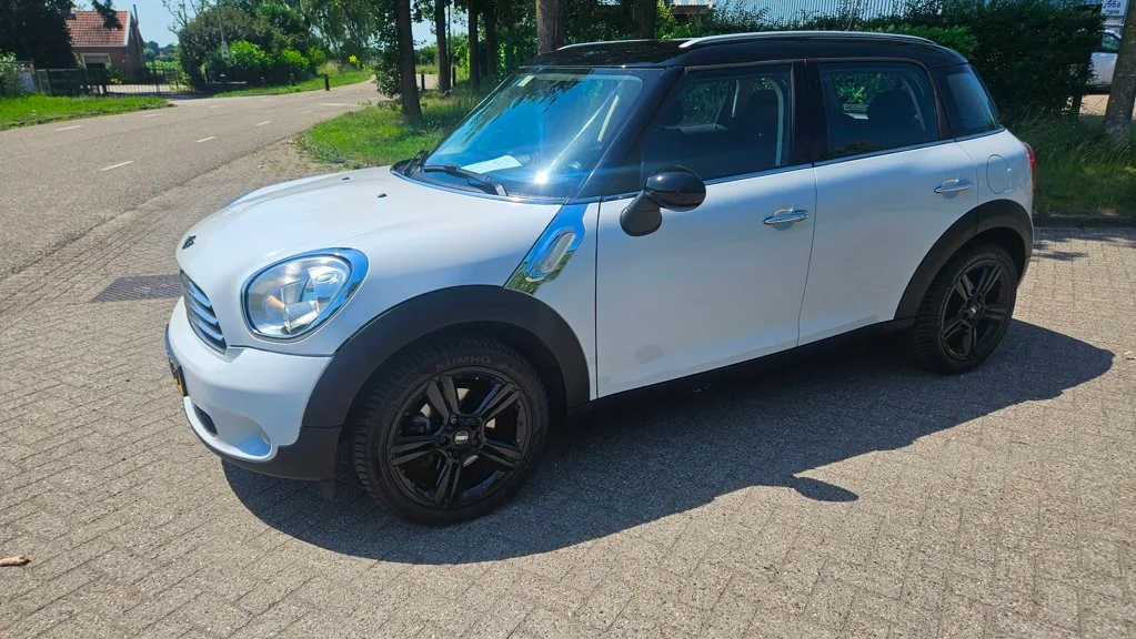 MINI Countryman (2011) — foto 1