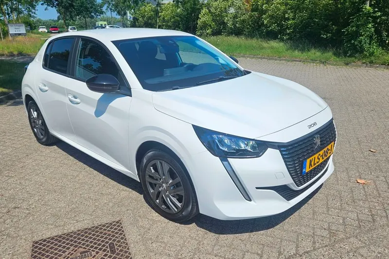 Peugeot 208 (2022)