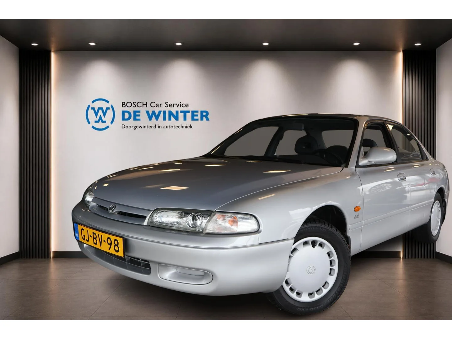 Mazda 626 (1993) — foto 1
