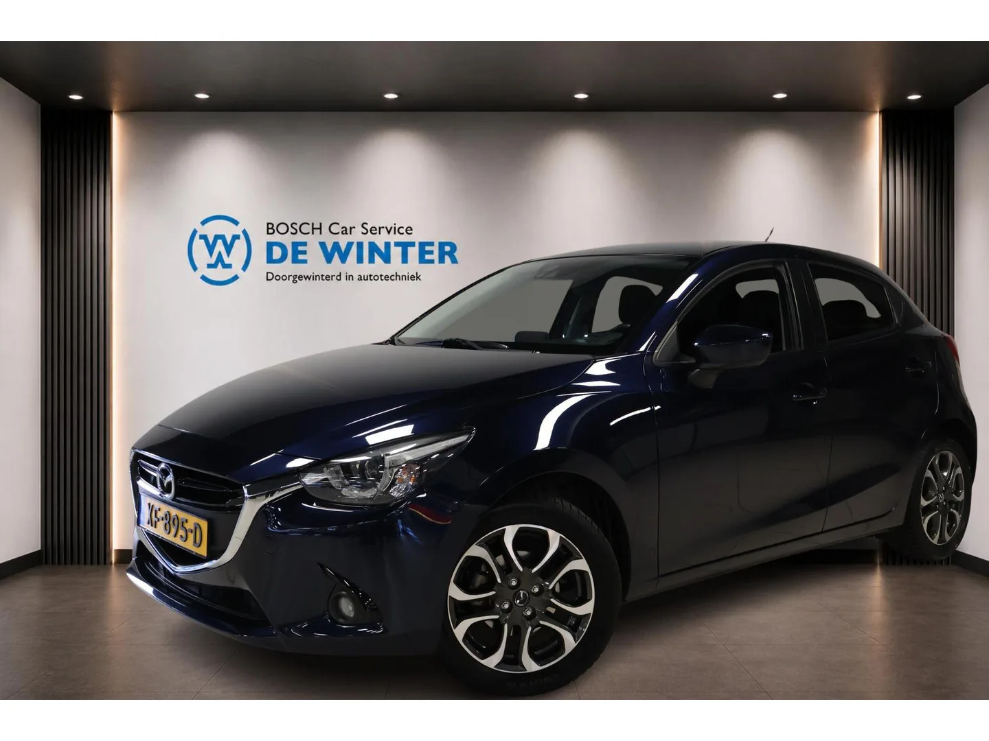 Mazda 2 (2015) — foto 1
