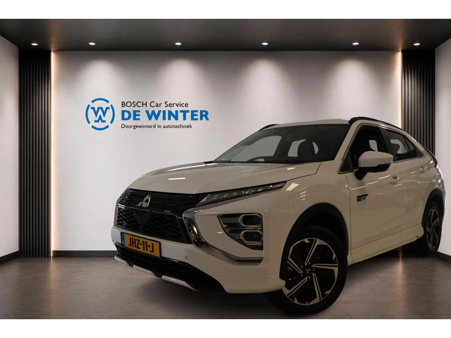 Mitsubishi Eclipse Cross (2025) — foto 1