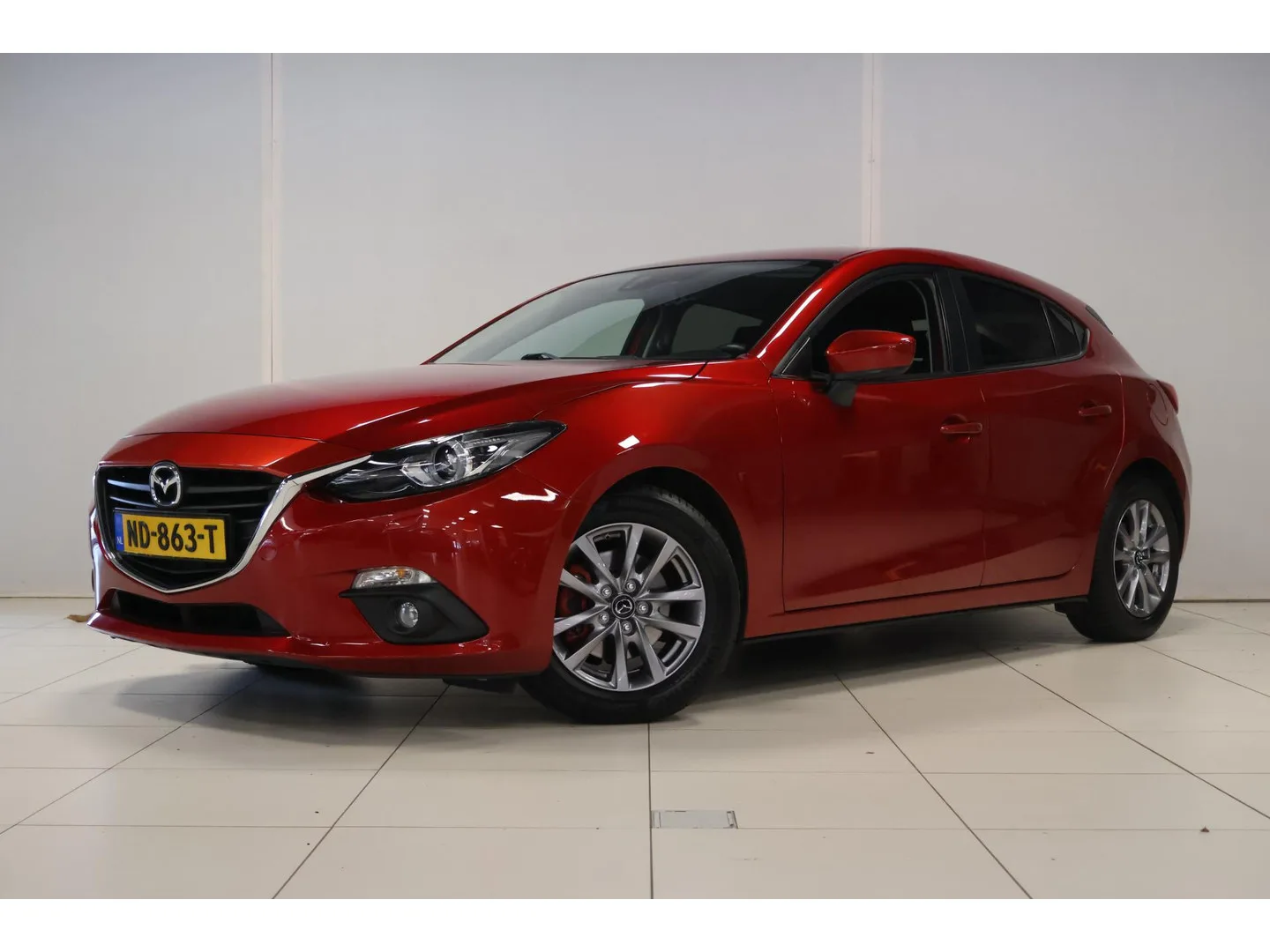 Mazda 3 (2017) — foto 1
