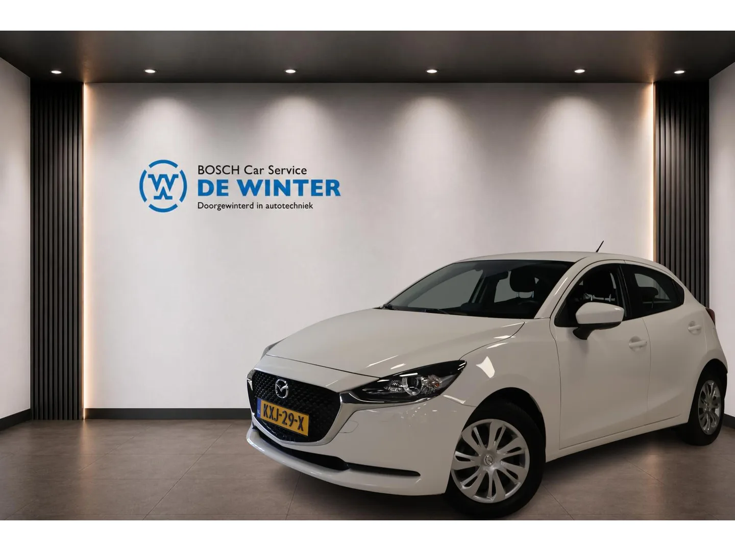 Mazda 2 (2021) — foto 1